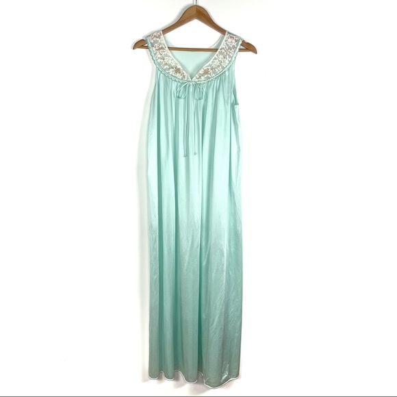Lorraine Vintage Long Nightgown Slip Medium Nylon Green Silky Embroidered Lace
